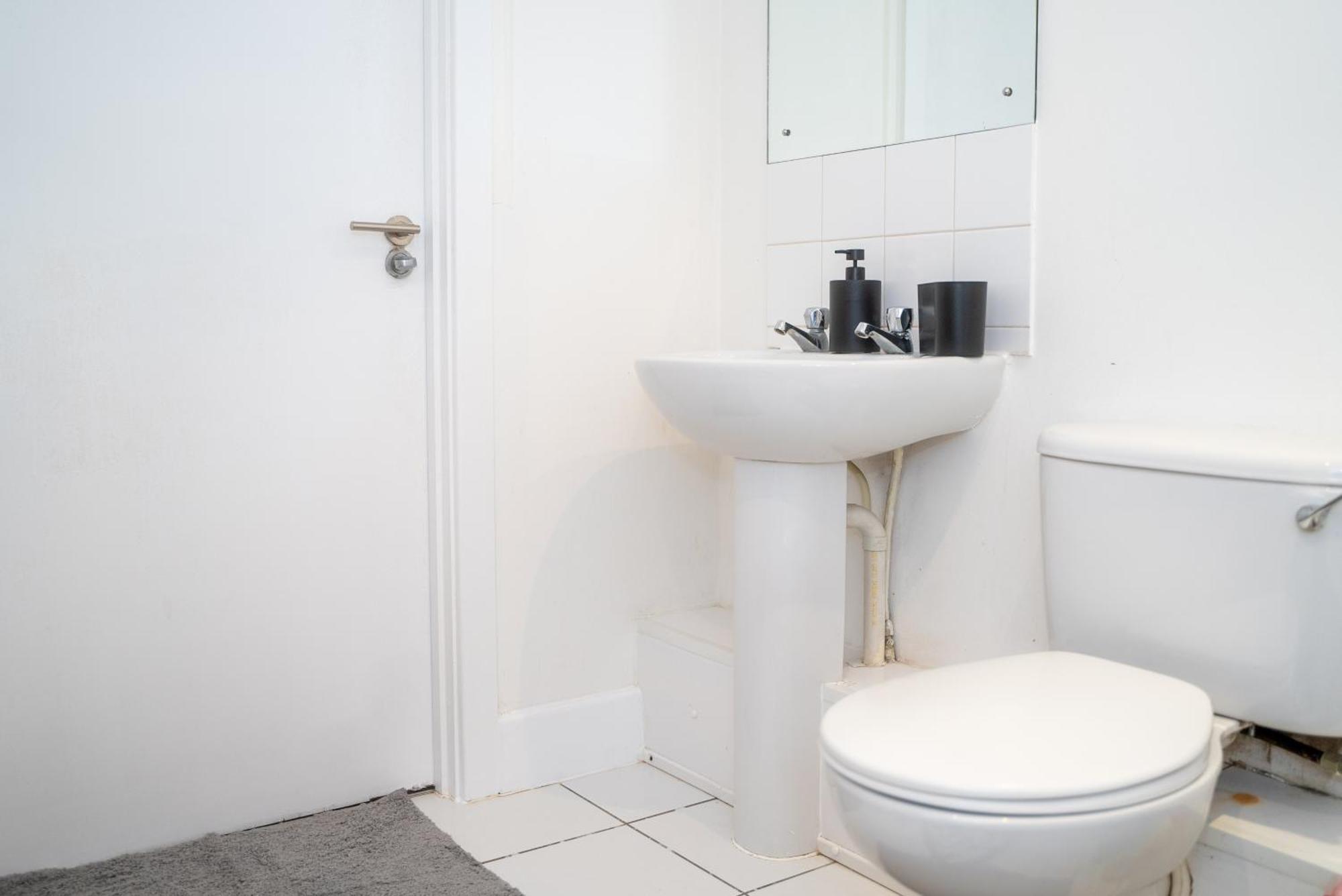 Cozy 1 Bed In Canary Wharf - Near Excel & Greenwich With Gym Acces London Ngoại thất bức ảnh